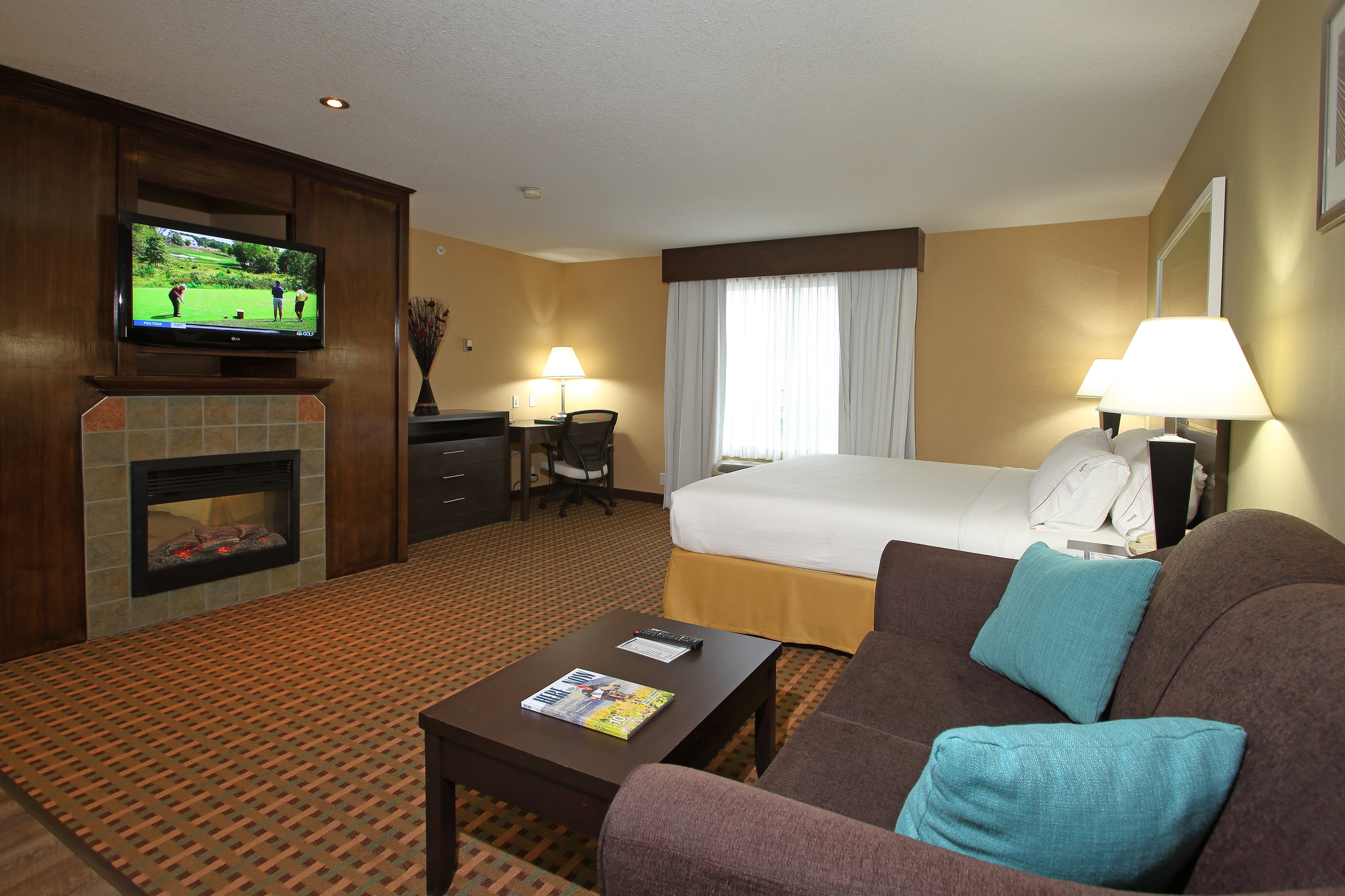 Holiday Inn Express Vernon 43/61