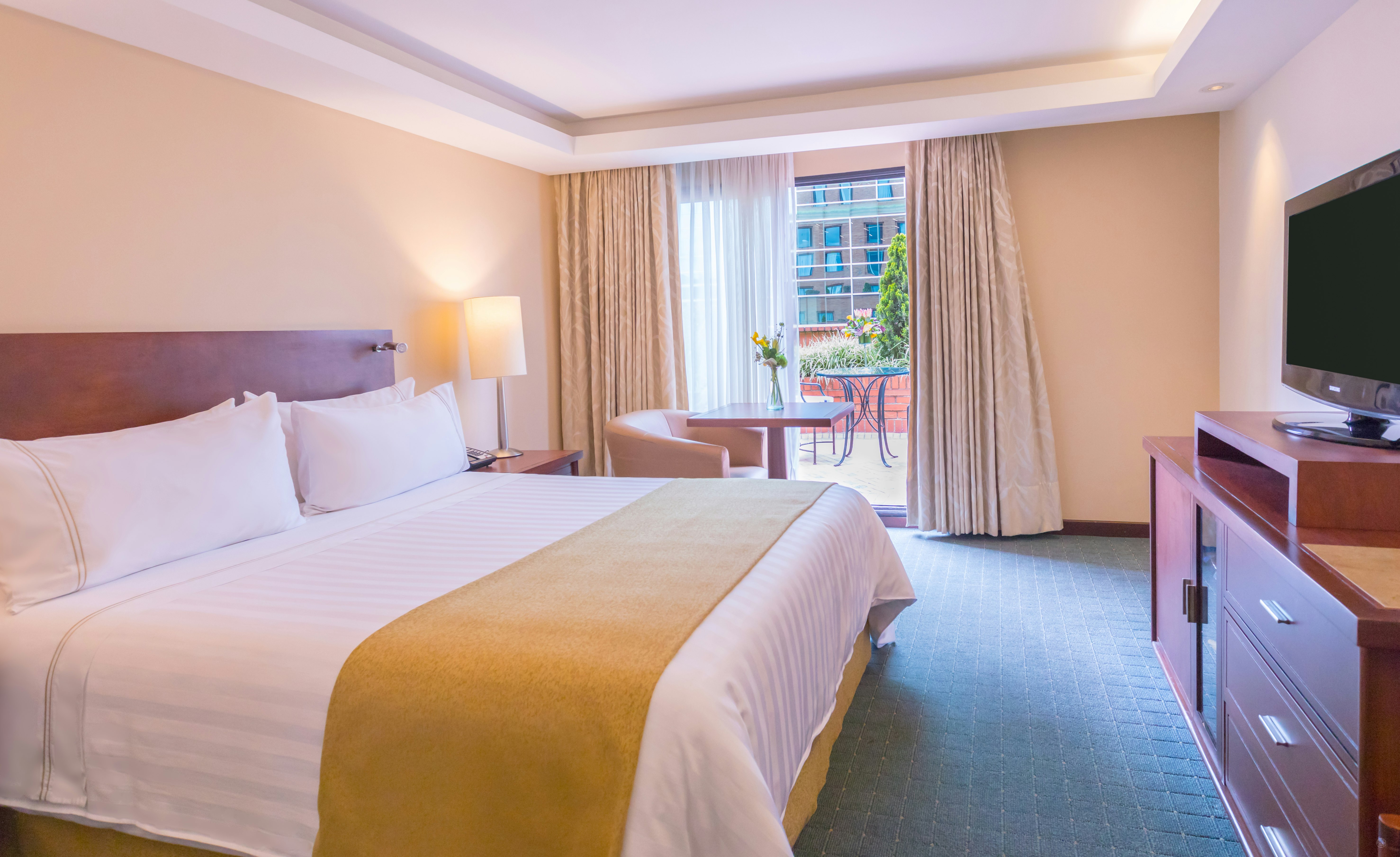 Ghl Capital Hotel 12/42