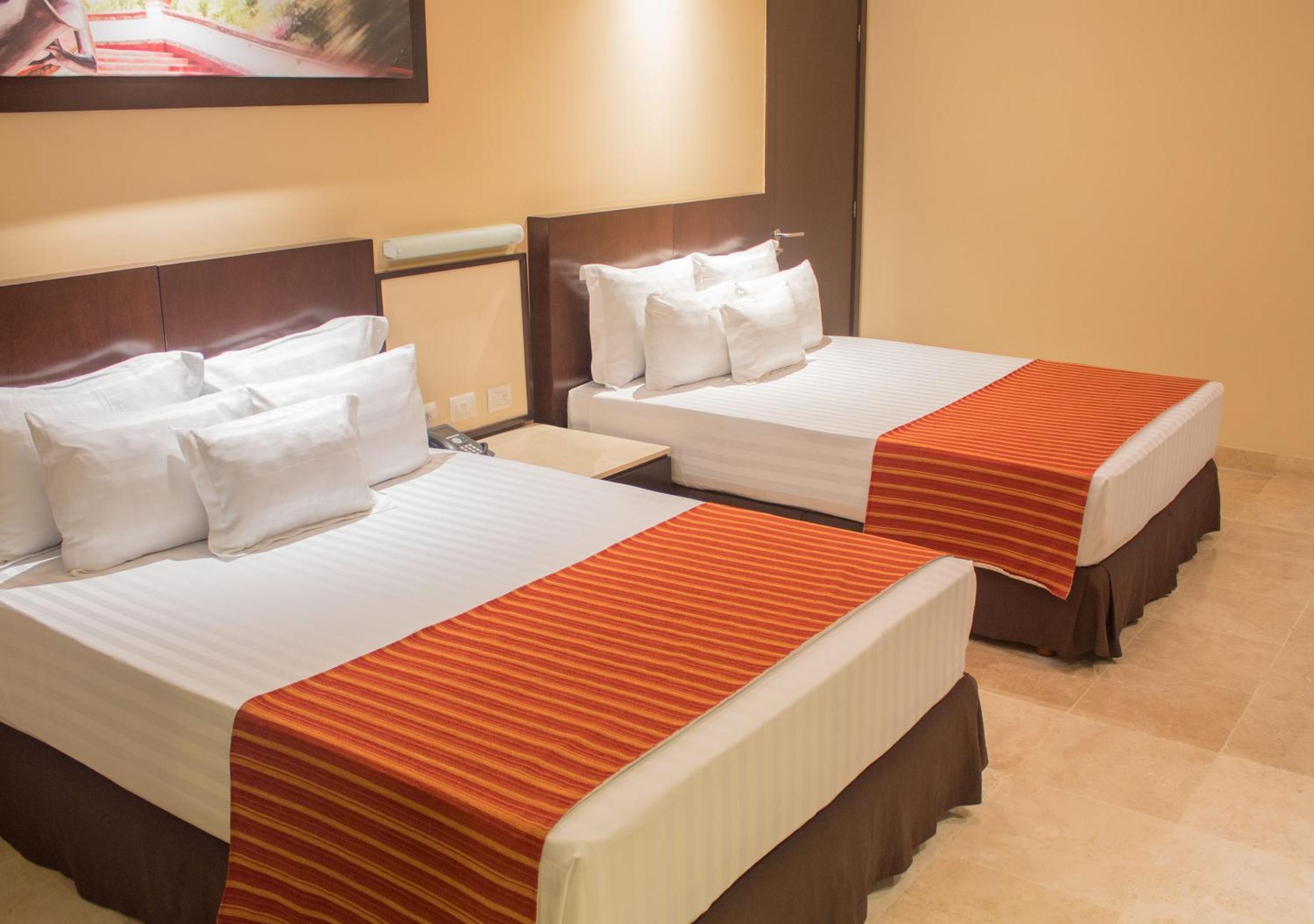 Deluxe, Ocean Front، Sunset Plaza Beach Resort 4/10