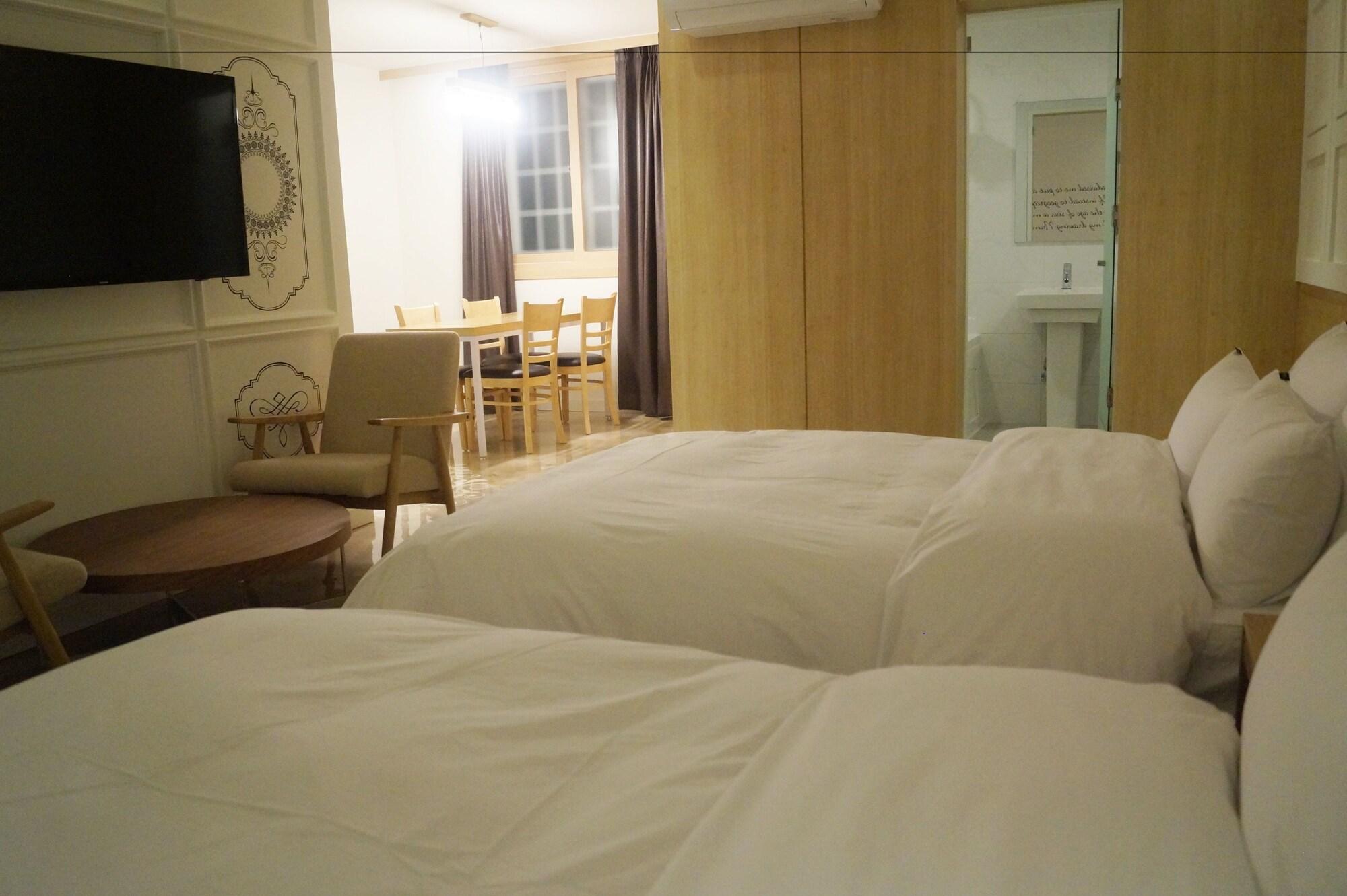 Design Hotel Xym 14/44