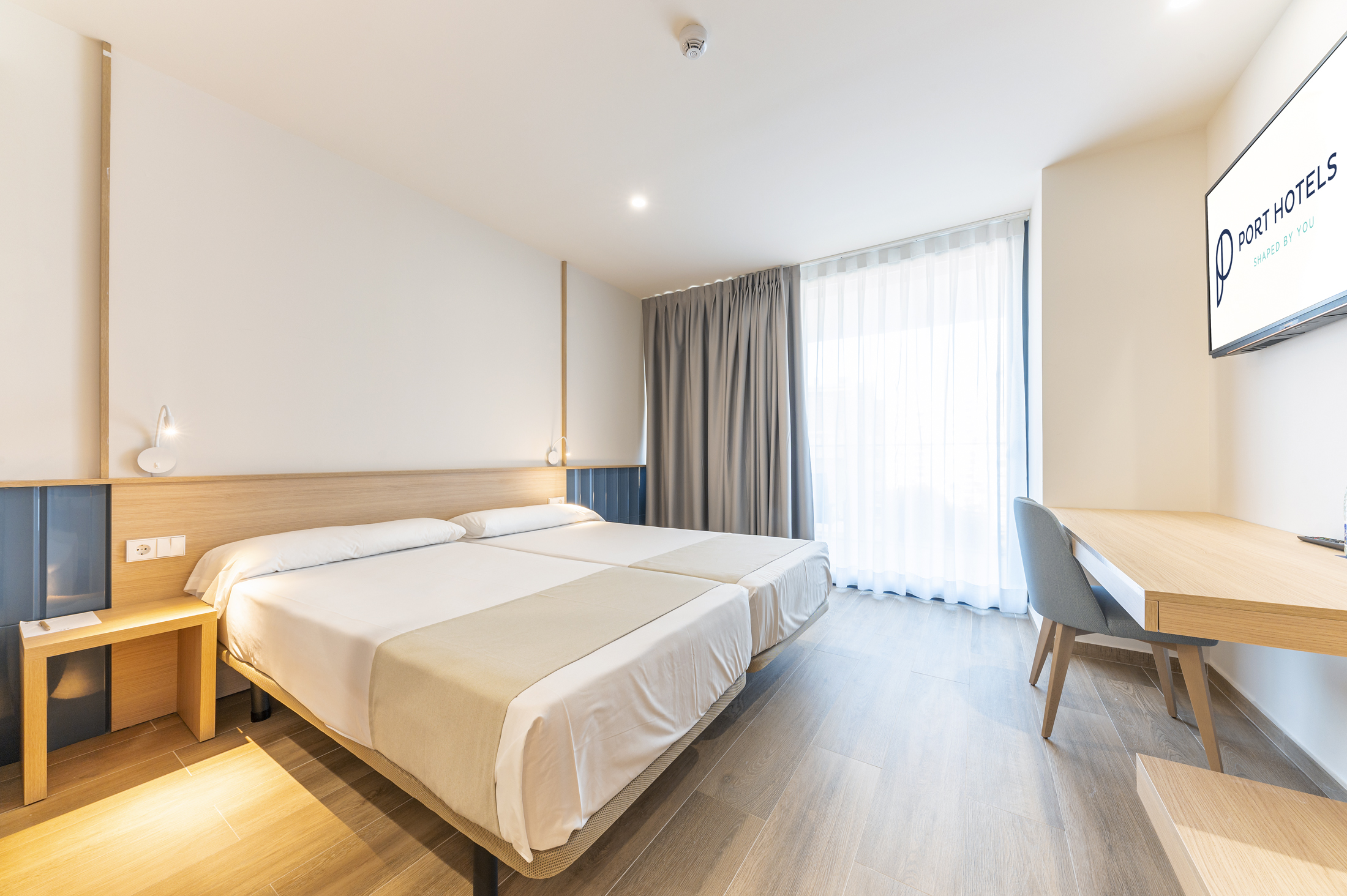 Standard, Twin Beds