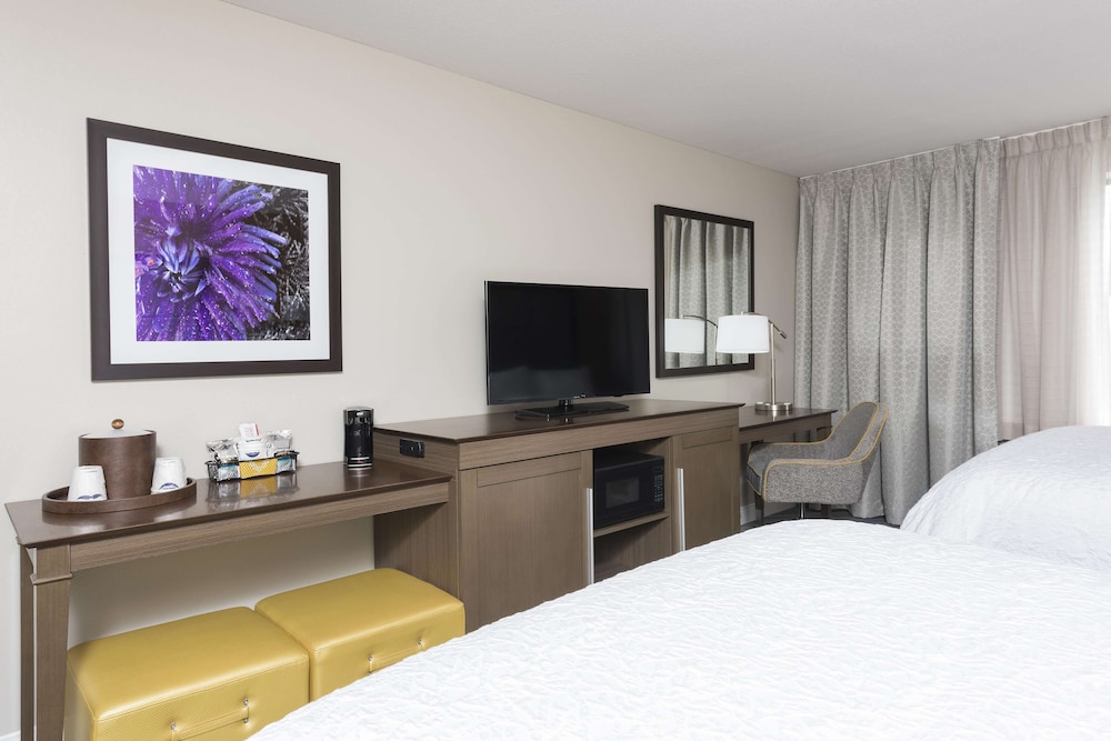 Hampton Inn Suites West Lafayette In 10/39