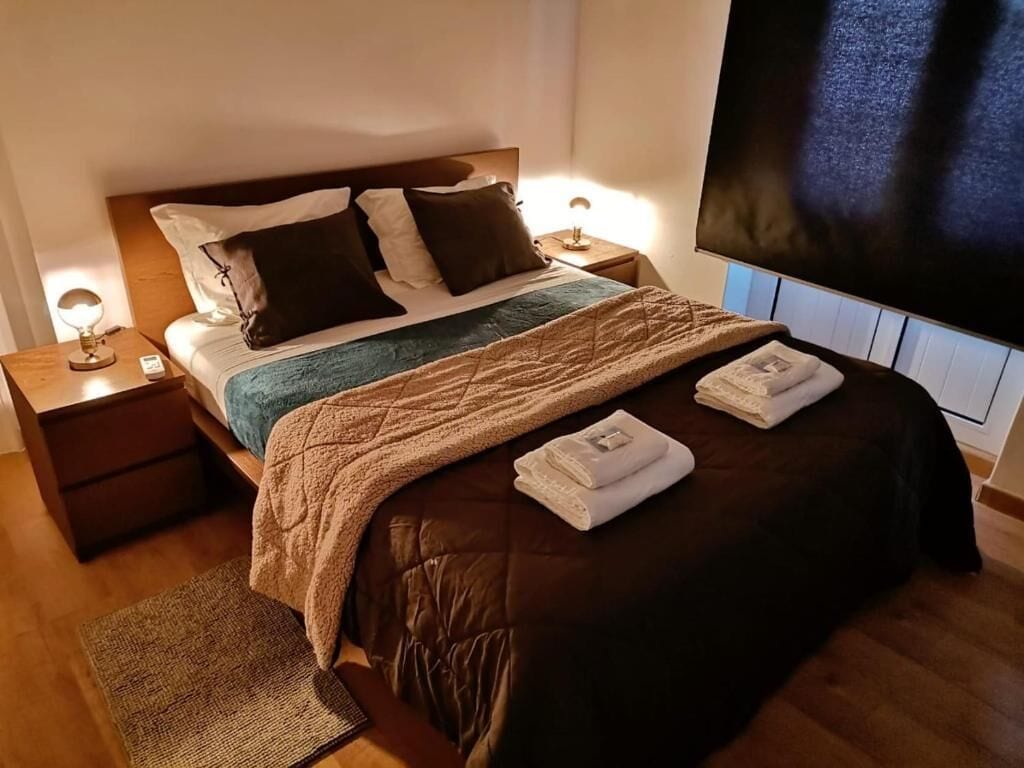 BASIC, SUITE, QUEEN BED, PRIVATE BATHROOM
