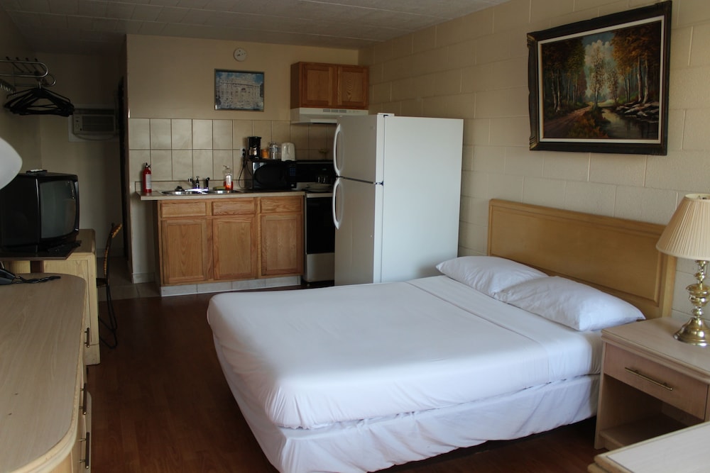 Ritz Inn Niagara 11/65