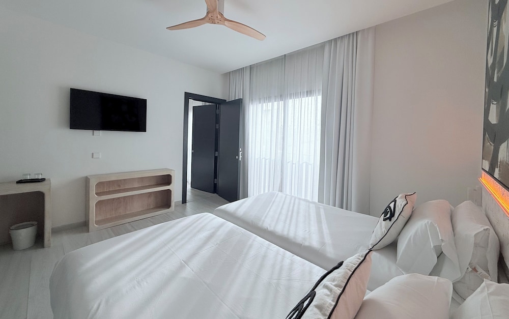 Hotel Cetina Cabo de Palos Puerto 10/34