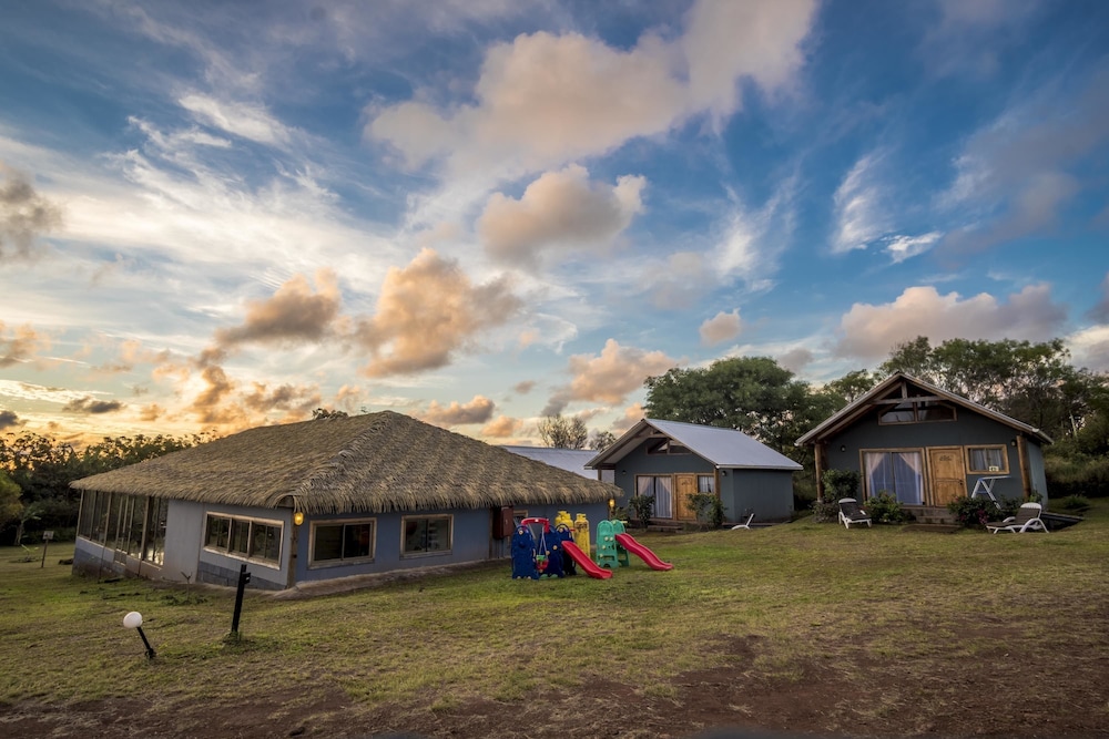 Hotel Y Cabanas Henua Iti 39/50