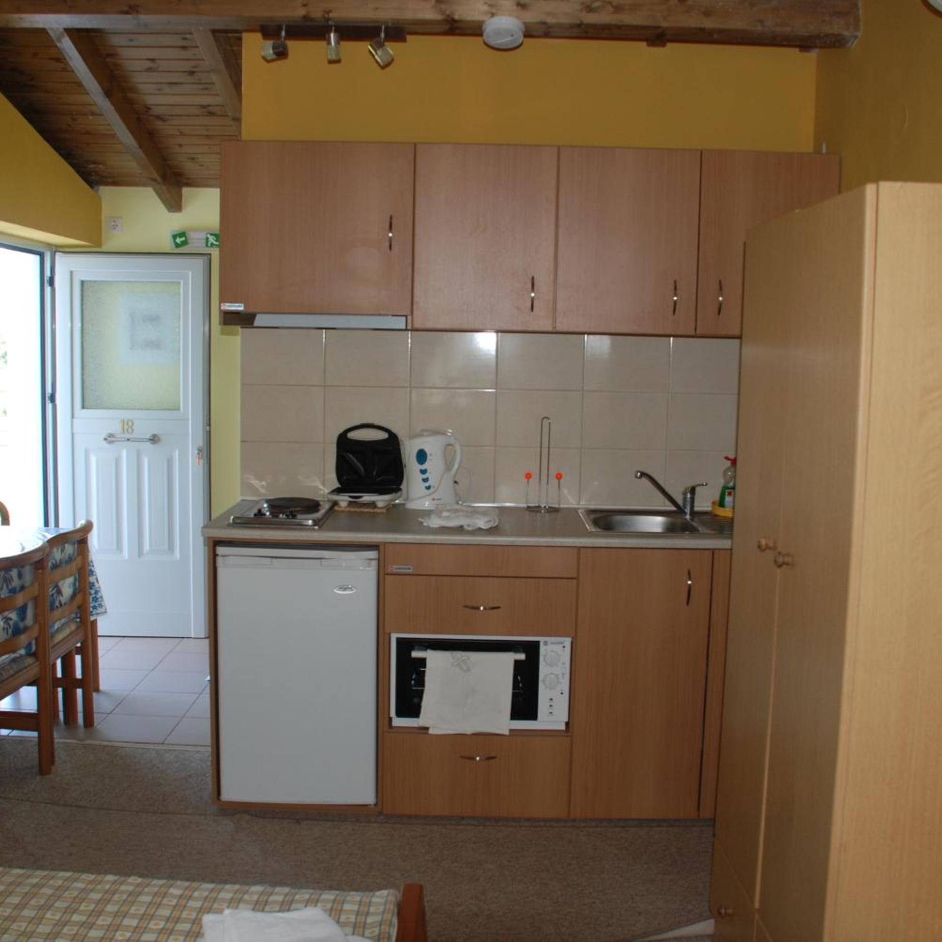 Marylin Apartments Corfu 7/75