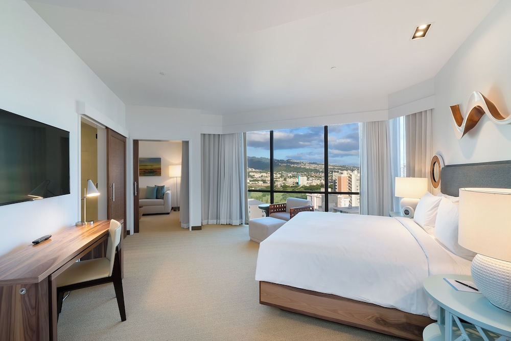 HYATT CENTRIC WAIKIKI BEACH 28/69