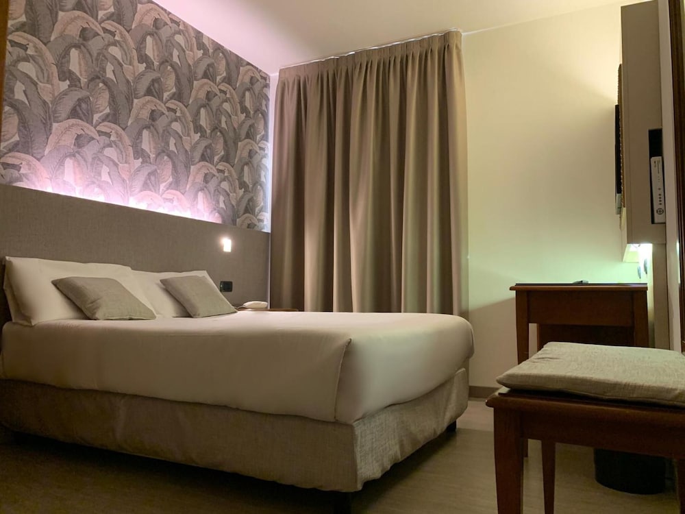 Hotel Gardenia 13/50