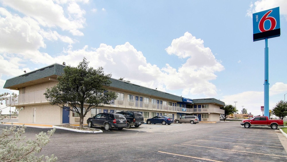 Motel6 Fort Stockton, TX 34/40