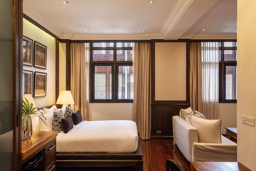 جناح رئاسي بسرير كينج، The Bridge An Eclectic Luxotel Chiangmai 6/9