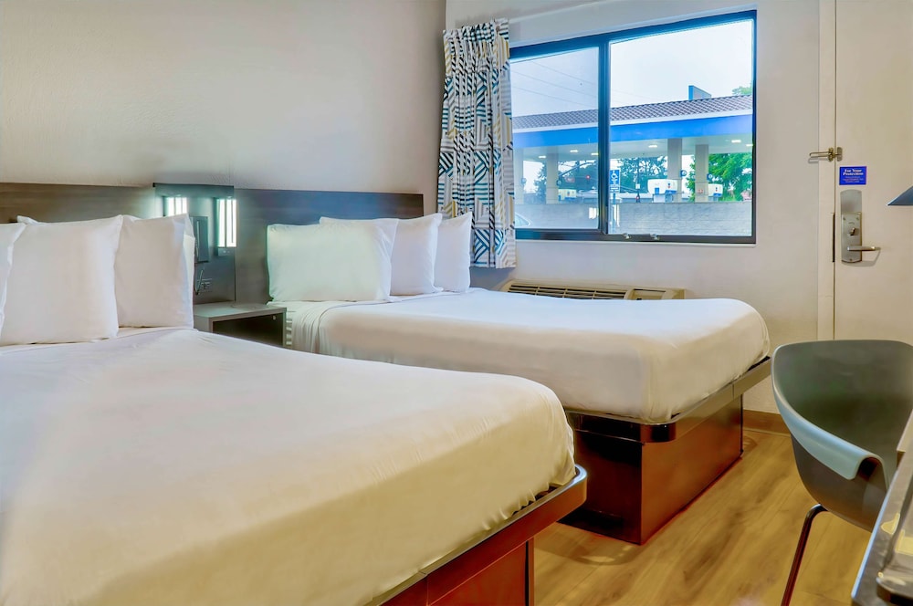 Motel6 El Monte, CA - Los Angeles 30/59