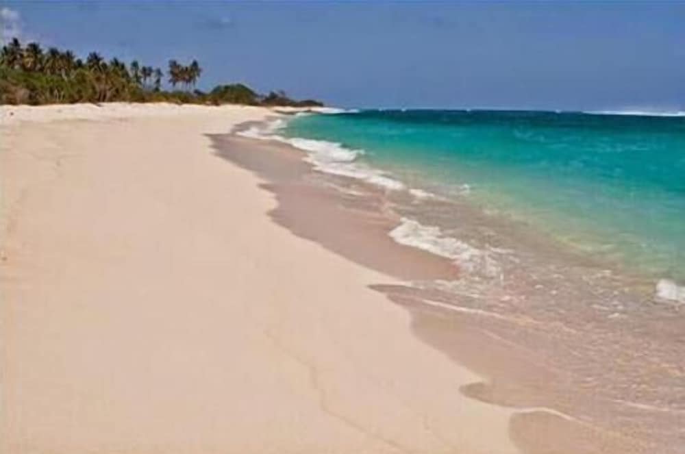 Rua Beach Resort Sumba Island 28/50