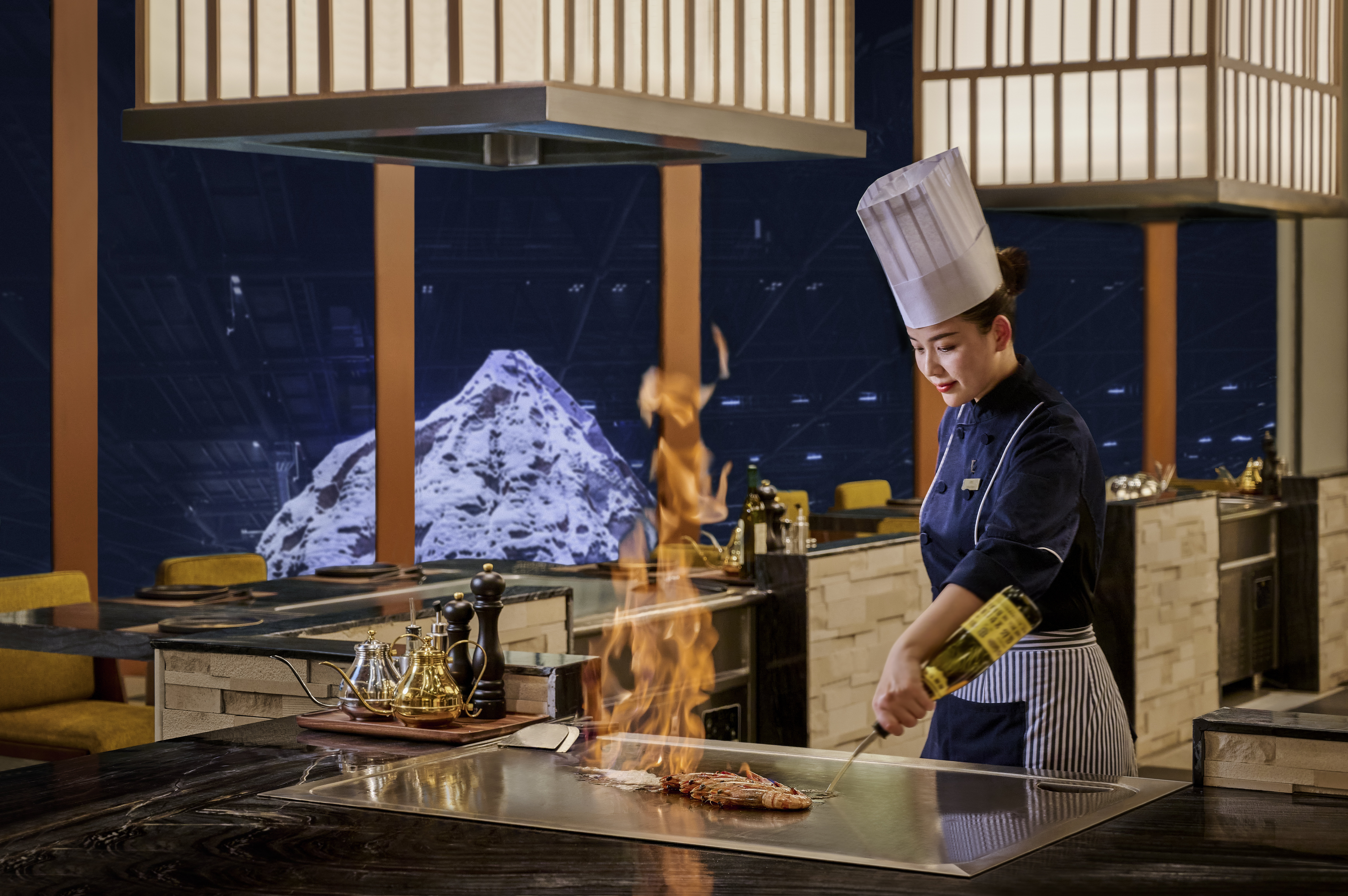 Vignette Collection Shanghai Snow World Hotel by IHG 6/28
