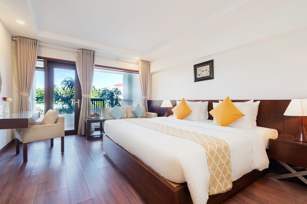 غرفة سوبيريور بسرير كينج بإطلالة على الحديقة، Hoang Ngoc Beach Resort 2/9