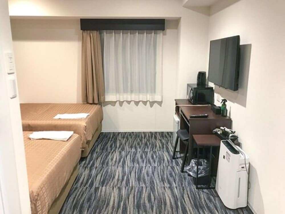 Hotel Livemax Takamatsu Ekimae 14/18