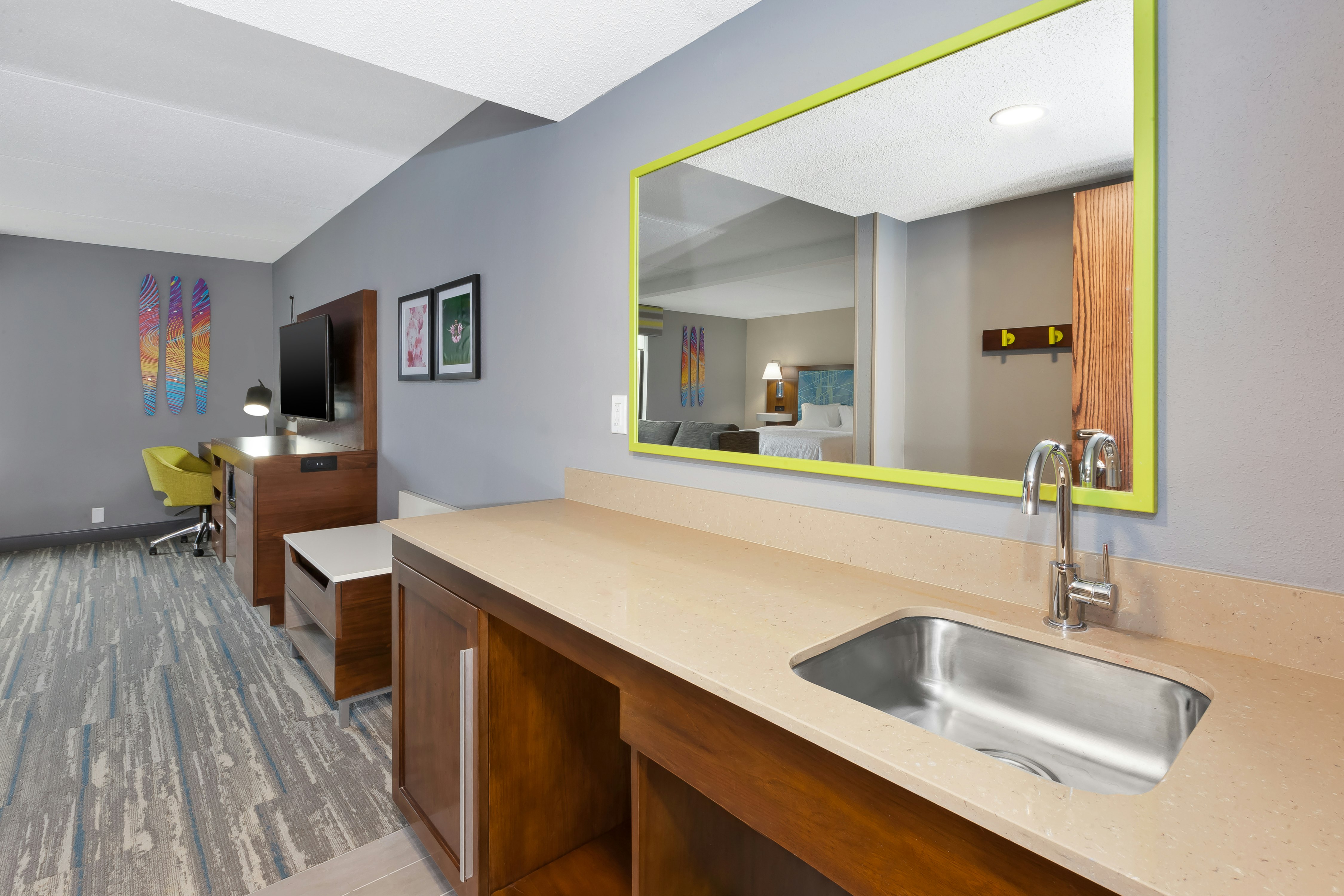 غرفة بسرير كينج لذوي الإعاقة، Hampton Inn Traverse City 9/10