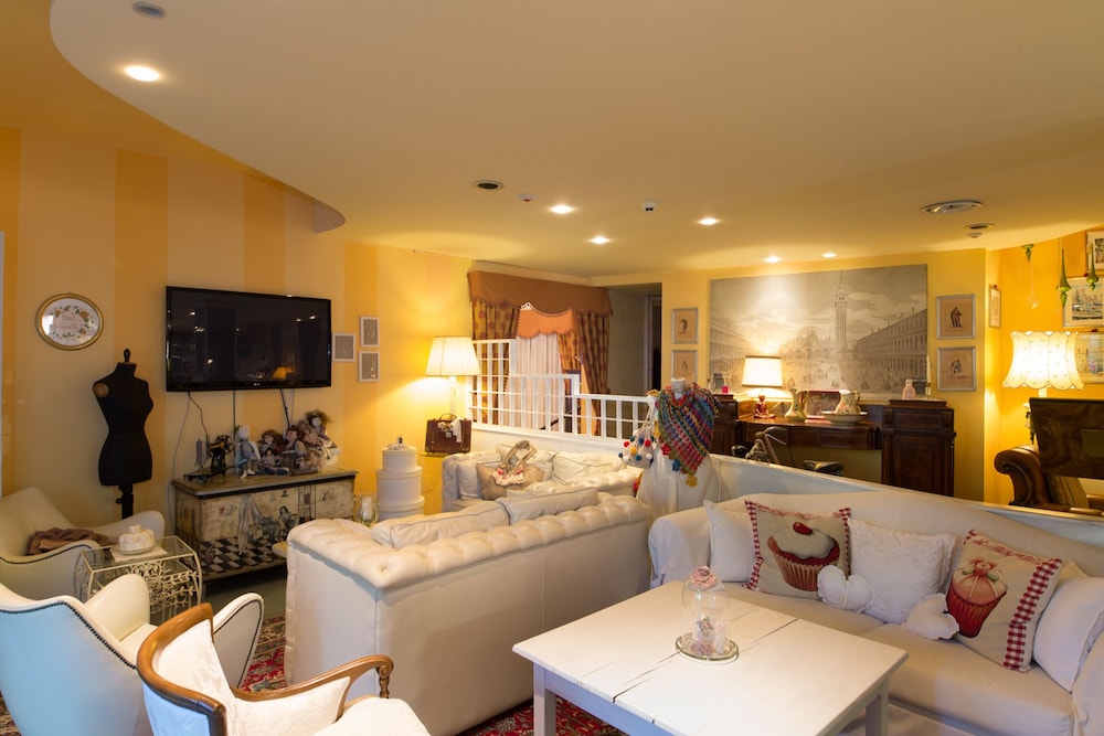 Hotel Serenella 56/73