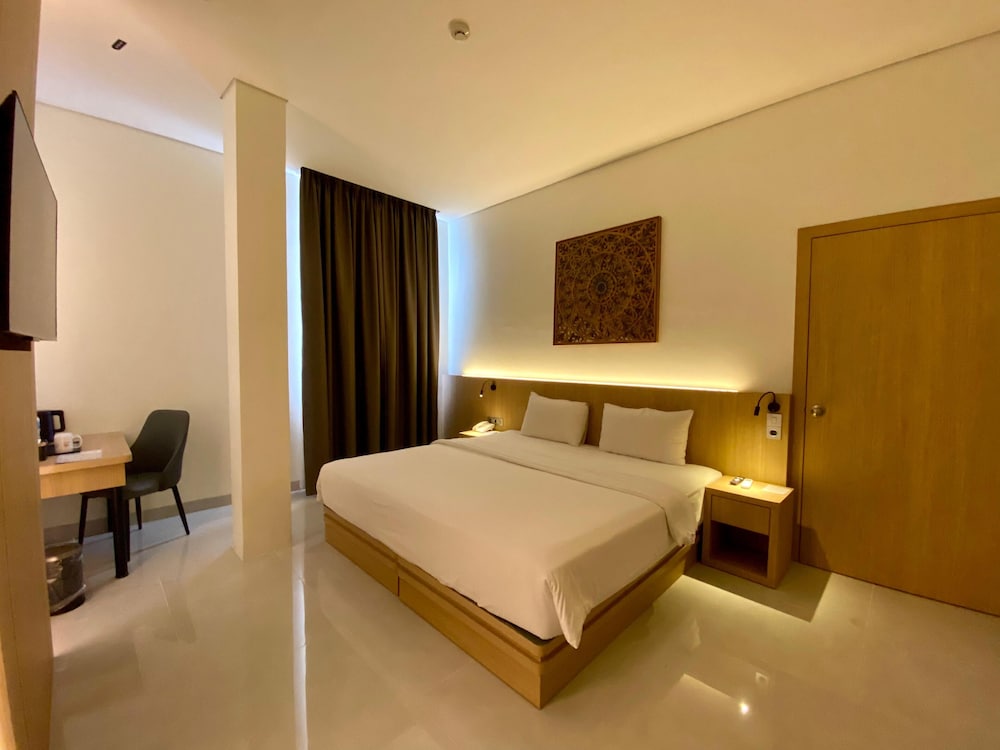 Opi Indah Hotel 15/52