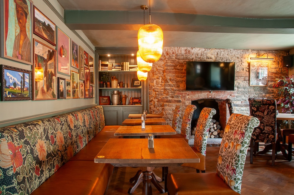 The George Inn 40/49