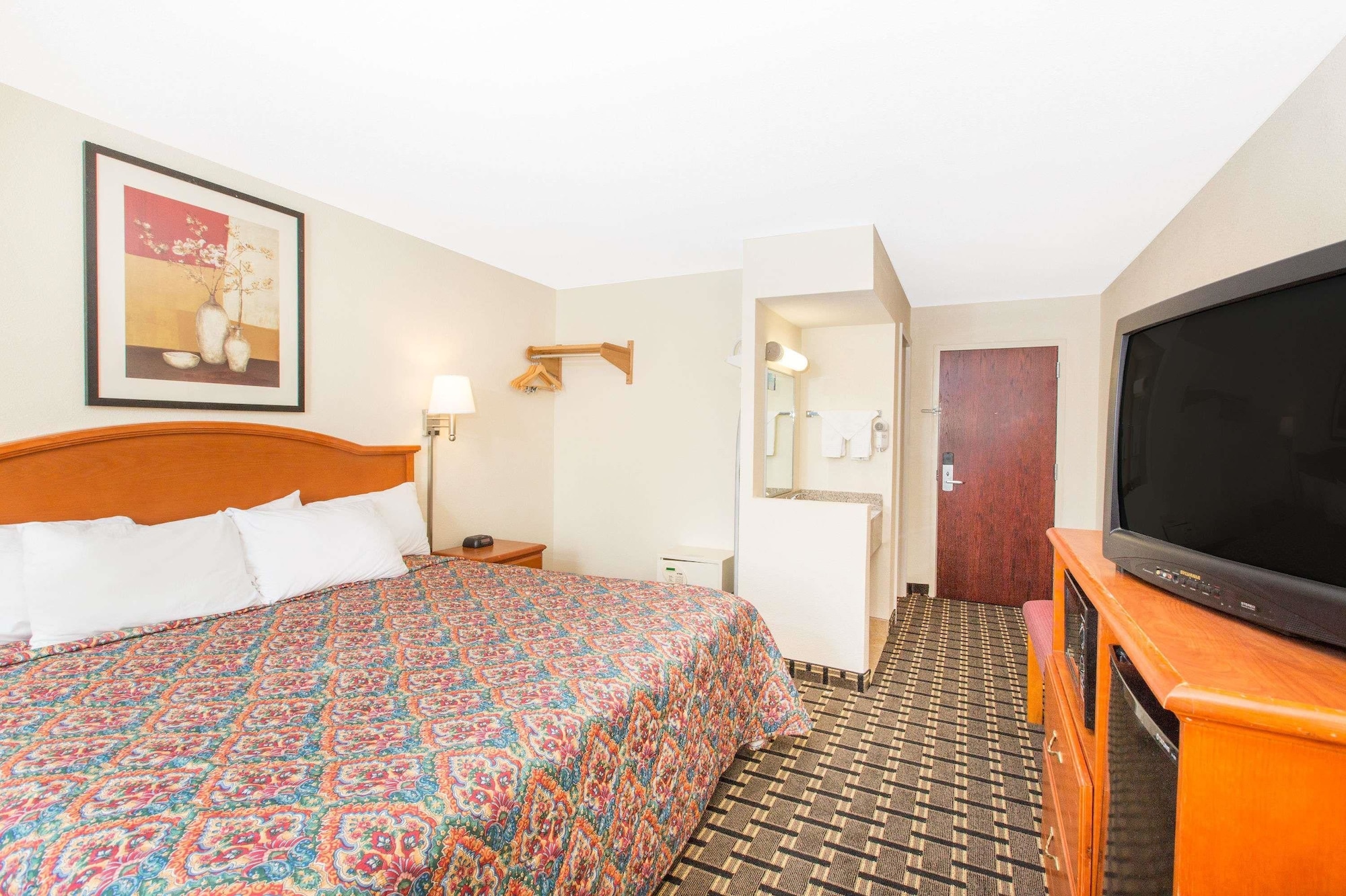غرفة بسرير كينج، Days Inn by Wyndham Effingham 8/10