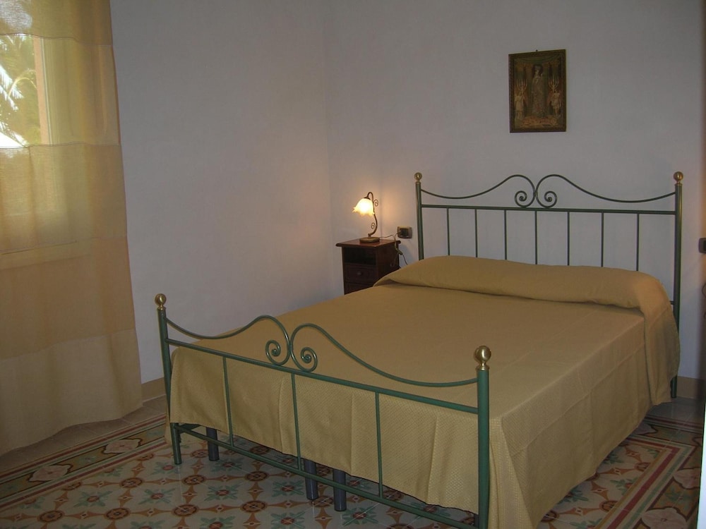 Agriturismo Baglio Donna Santa 7/48