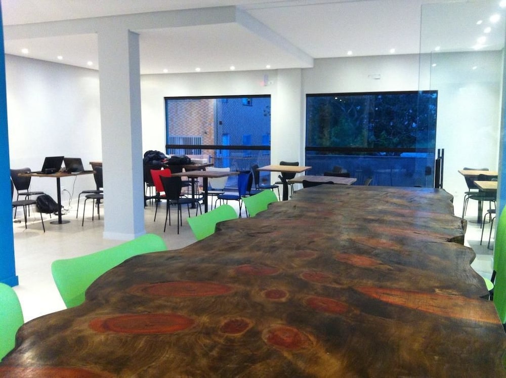 Flor Inn Praia Hotel 36/48