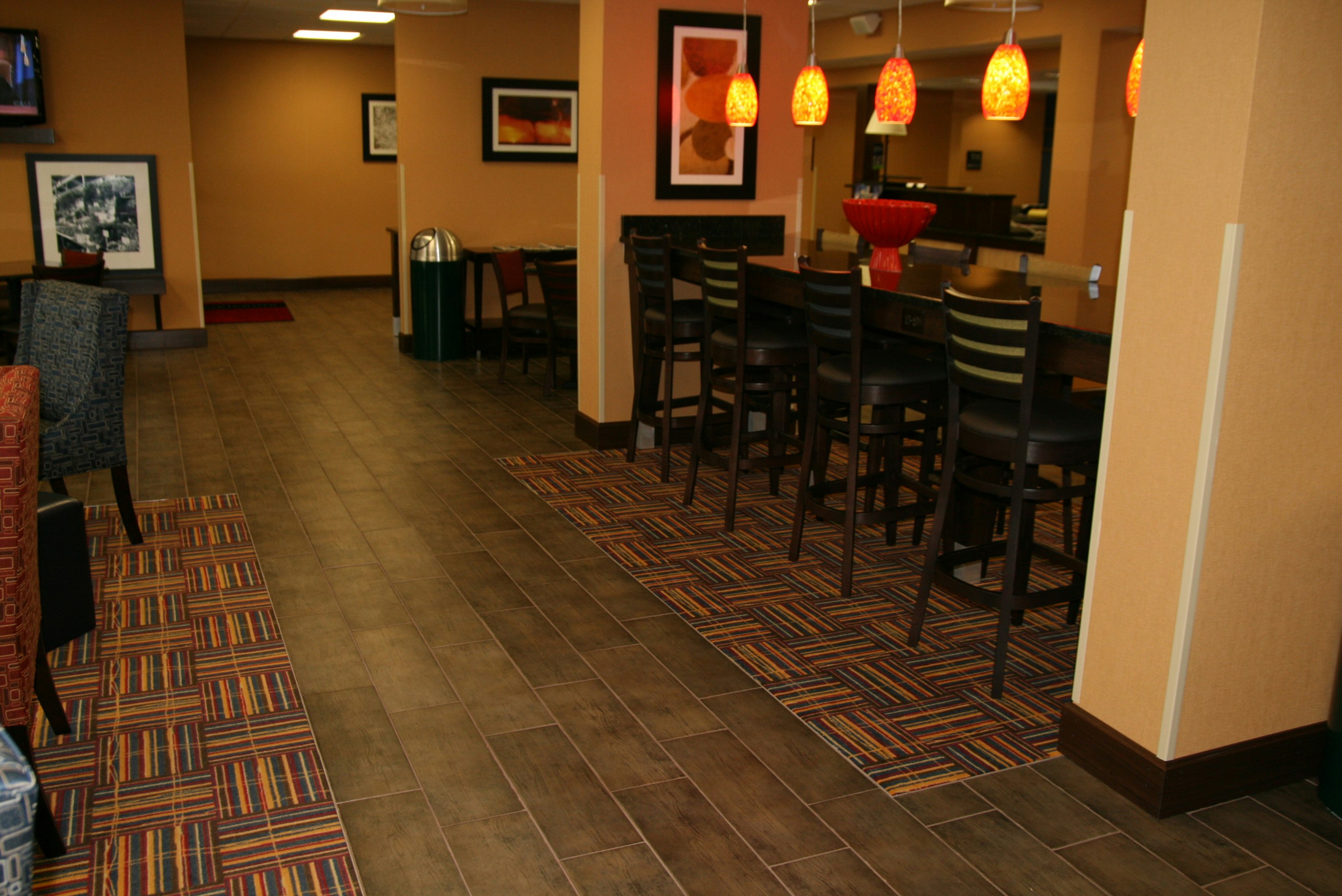 Hampton Inn Youngstown - North 60/80