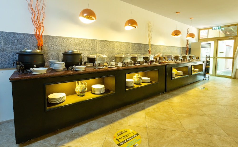 Accra City Hotel 39/44