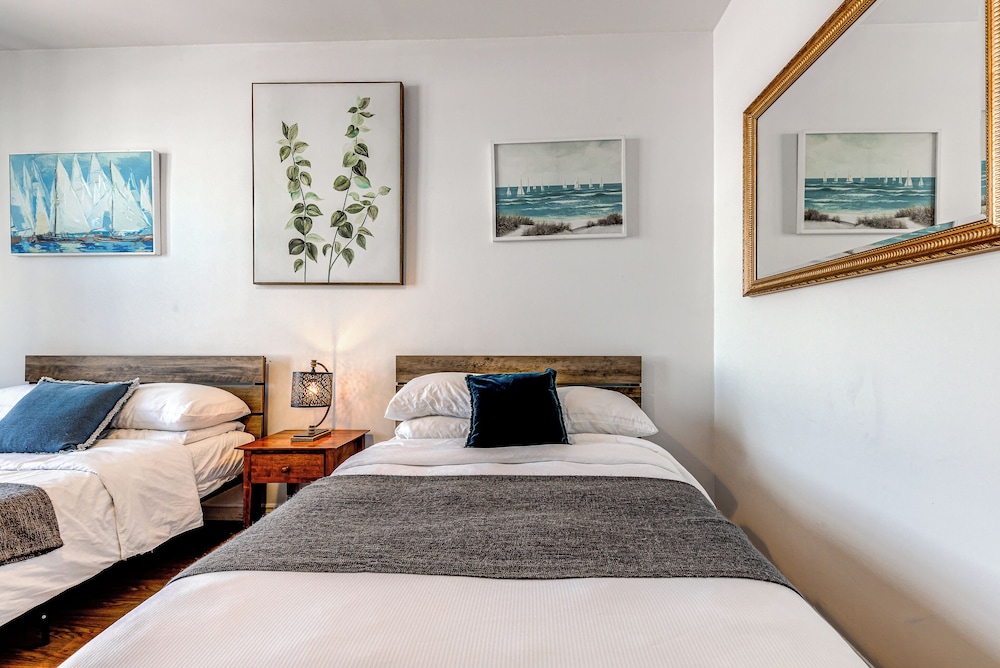 غرفة قياسية بسريرين مزدوجين، Hotel Manoir des Remparts 9/10