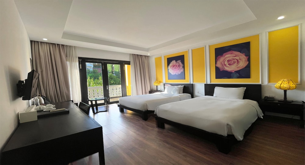 Thanh Binh Riverside Hotel 12/50
