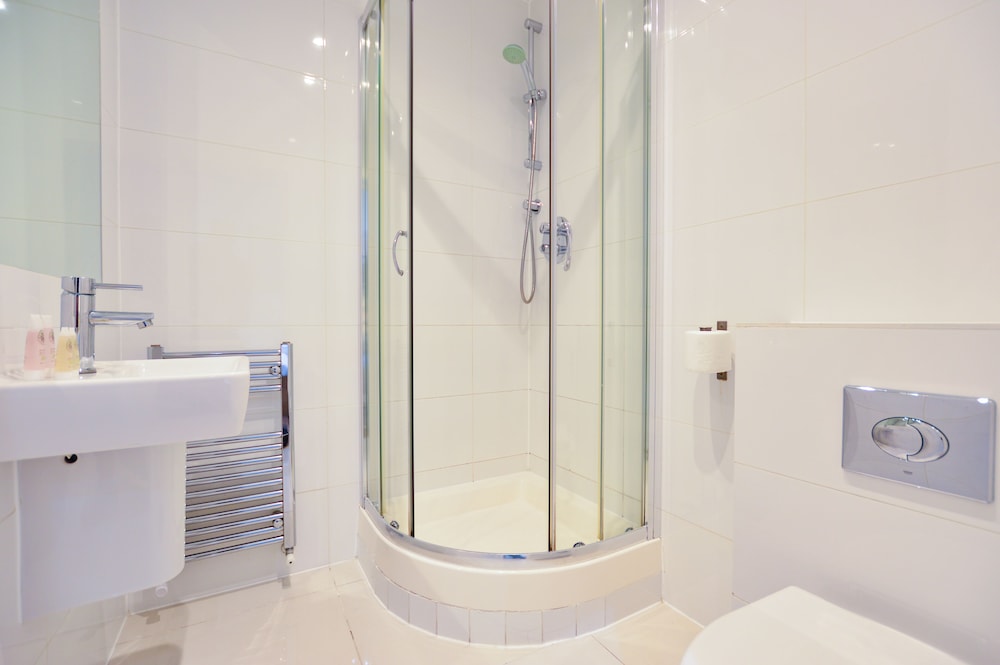 Notting Hill Serviced Apartments by Concept Apartments 48/49