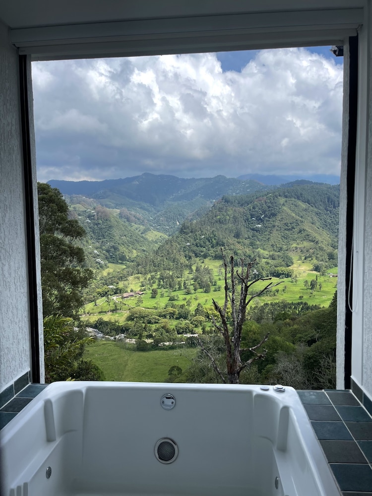 Hotel Mirador del Cocora 52/77