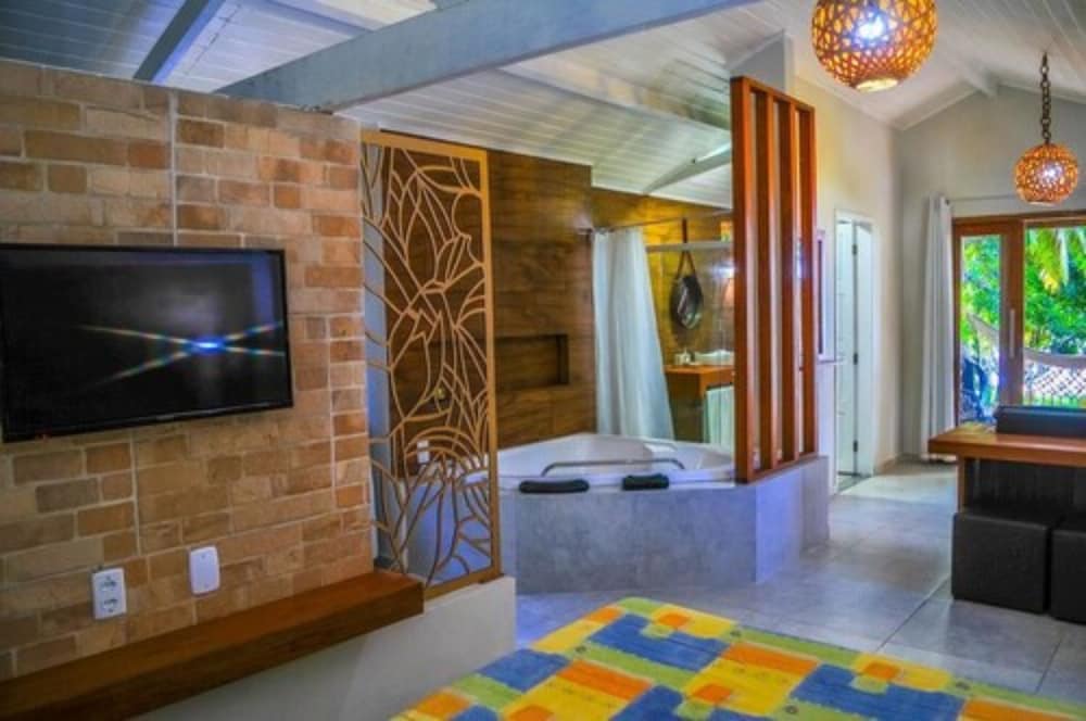 Hotel Marinas Resort 50/50