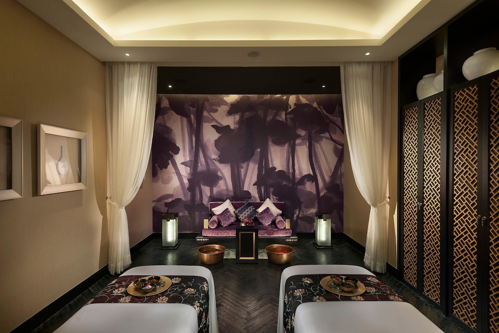 Mandarin Oriental Guangzhou 27/73
