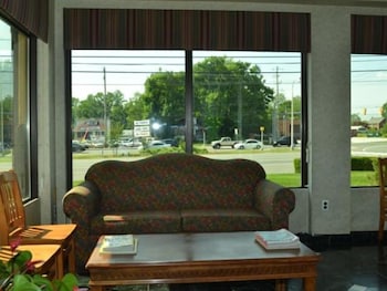 Travel Inn New Castle Airport 32/57