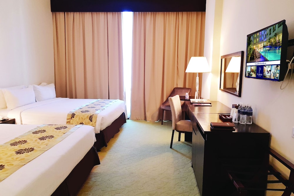 Pan Borneo Hotel Kota Kinabalu 36/66