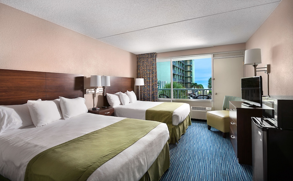 Breakers Resort 18/80