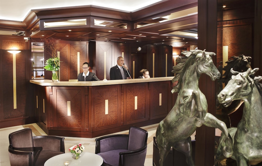 Hotel Splendid Etoile 8/58