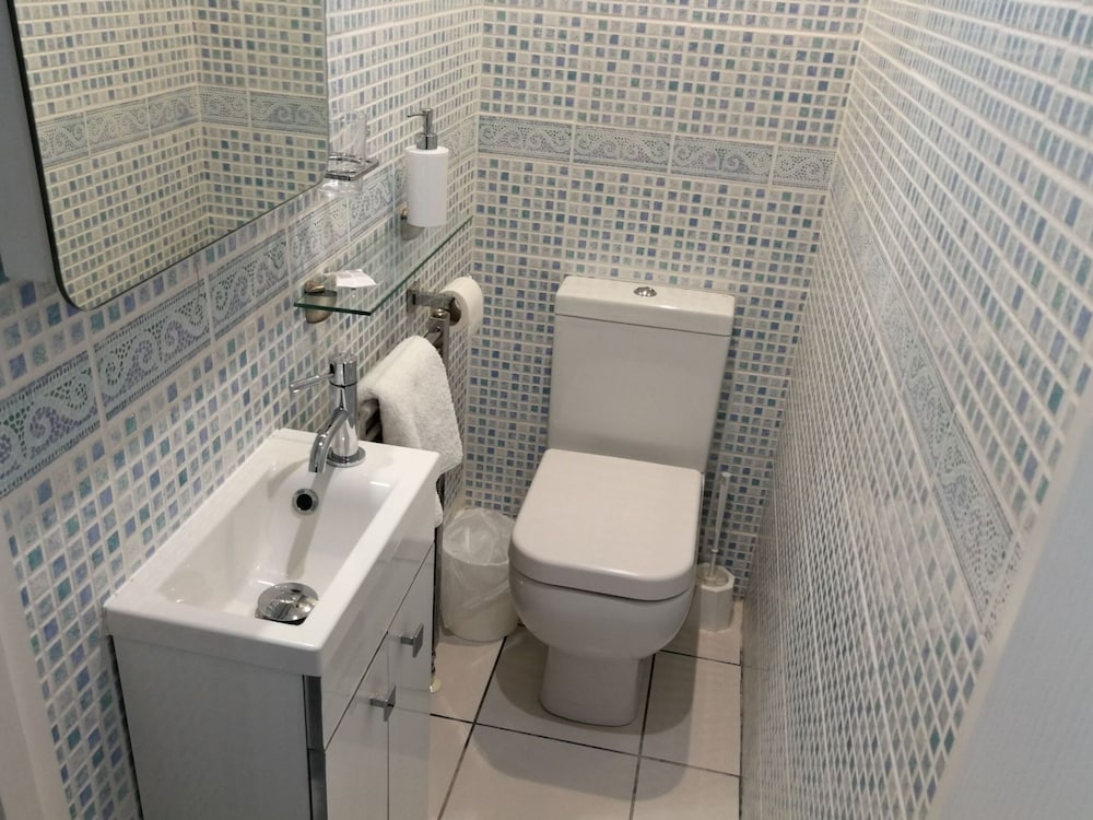 Rosemullion Hotel - Guest house 24/24