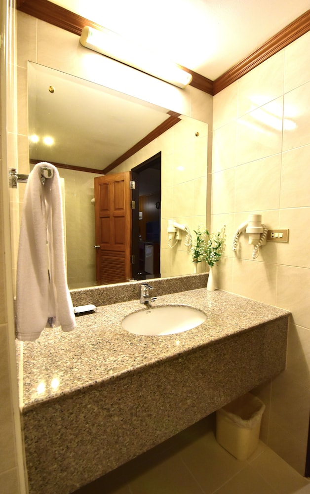 Dynasty Inn Pattaya 39/39