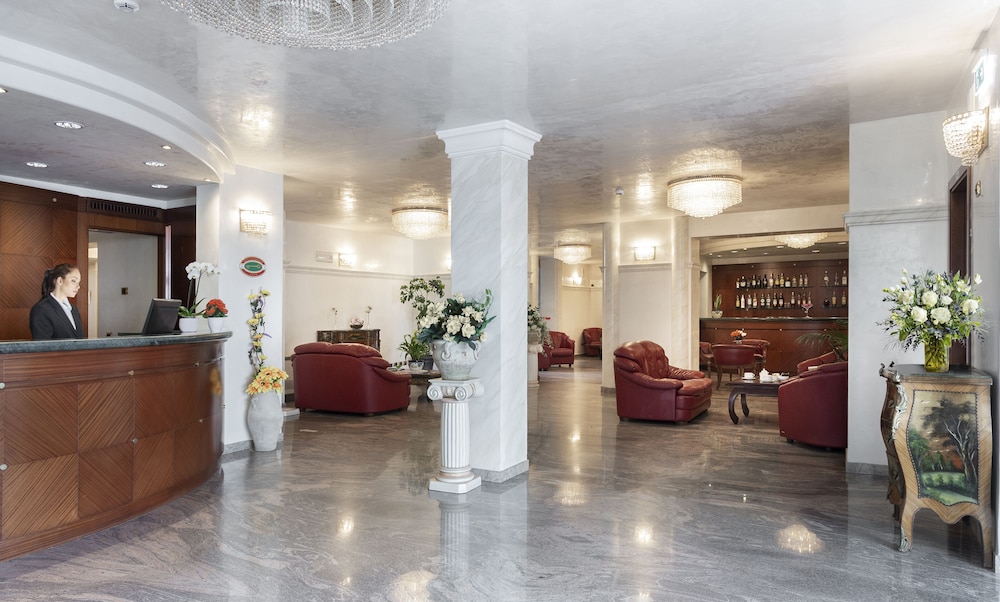 Hotel Gallia Palace 1/34