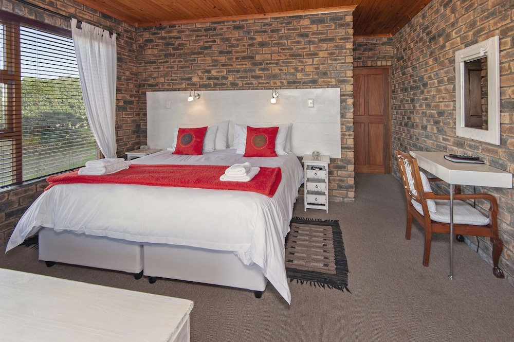 غرفة كومفورت بسرير مزدوج أو سريرين منفصلين بإطلالة على البحر بشرفة بغرفة نوم واحدة، White Shark Guest House 10/10