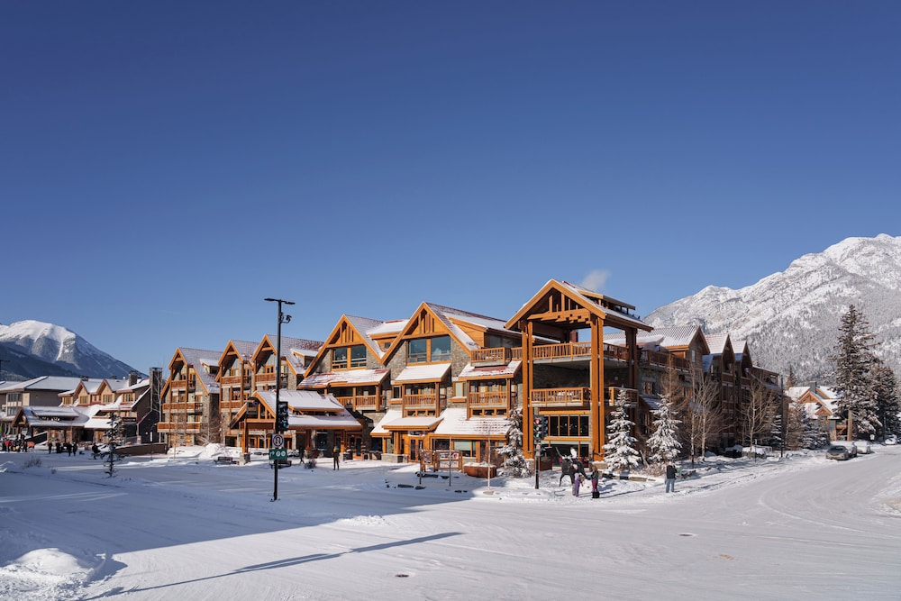 Moose Hotel And Suites 62/66