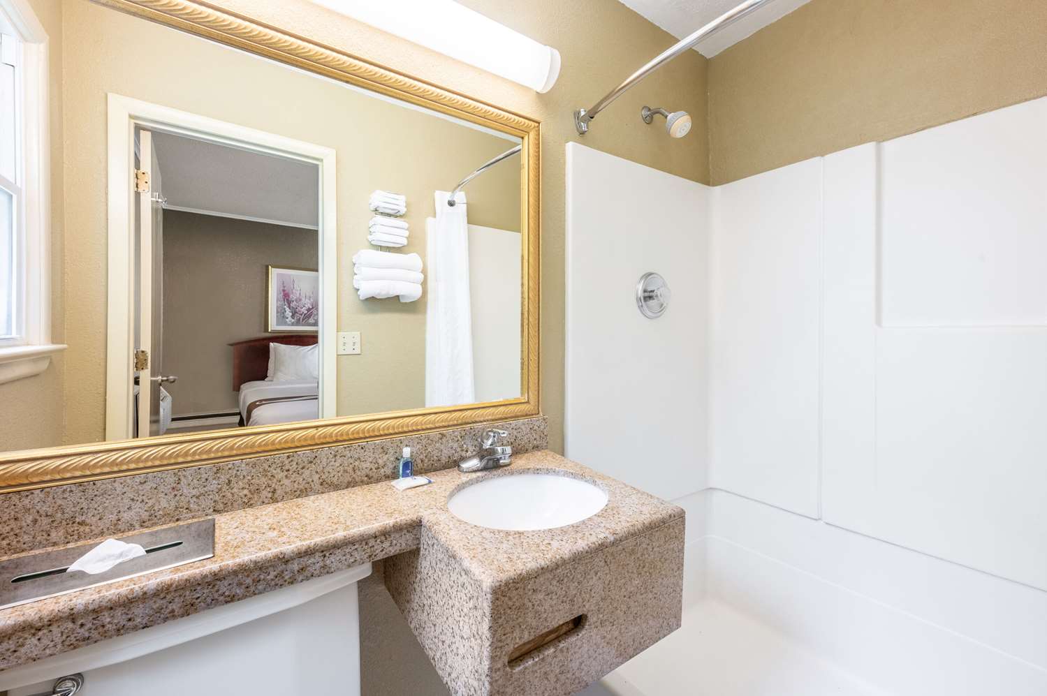 Quality Inn Poughkeepsie 19/19