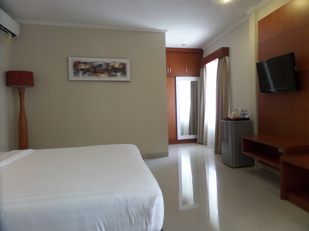 Svarna Hotel Sanur 12/48