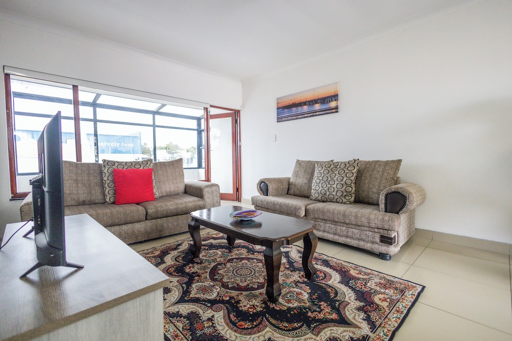 Safi Self-Catering Suites 30/46