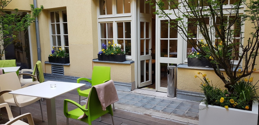 Hotel Clement 29/50