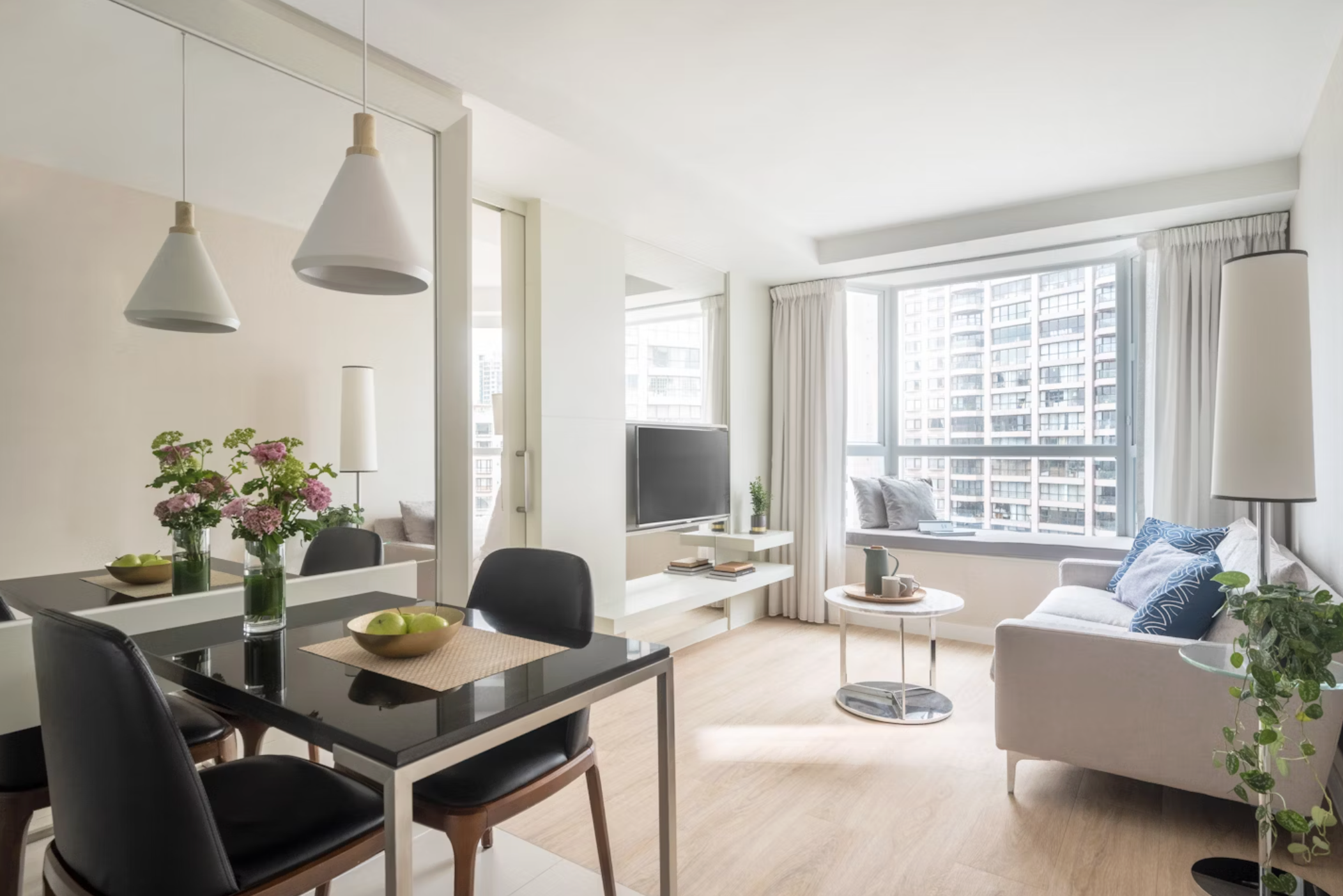 Two Macdonnell Road 24/47