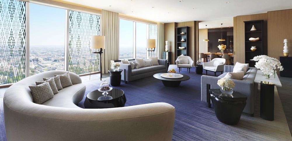Four Seasons Hotel Kuwait at Burj Alshaya 49/78